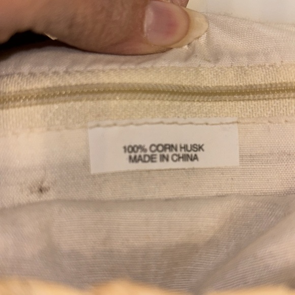 Crossbody Handbag made of Cornhusk - Picture 6 of 10